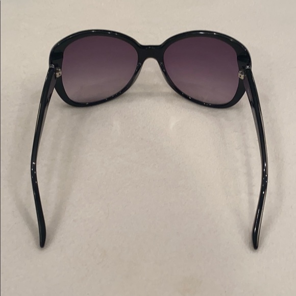 Michael Kors Edie Oversized Sunglasses - Picture 5 of 9